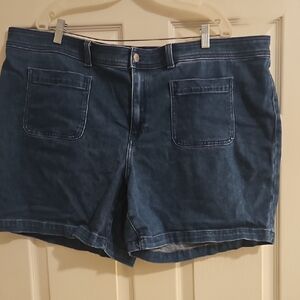 Talbots patch pocket denim shorts
